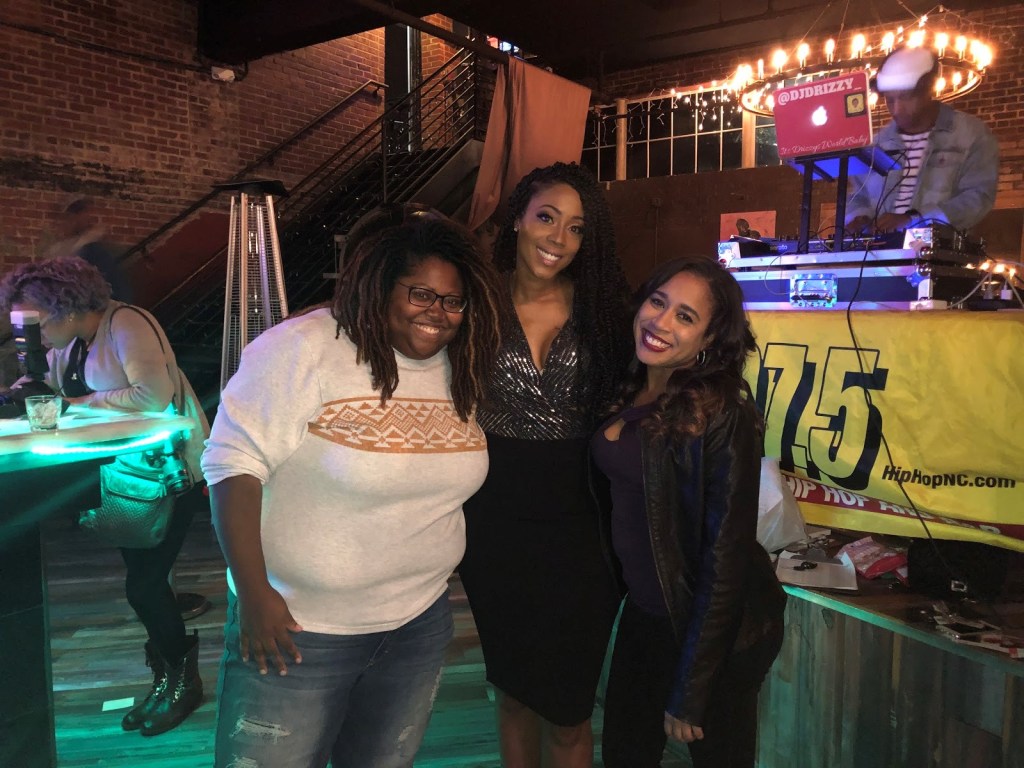 Speed Painting: Speed Dating Meets Sip & Paint at Lynk&nbsp;Nightclub