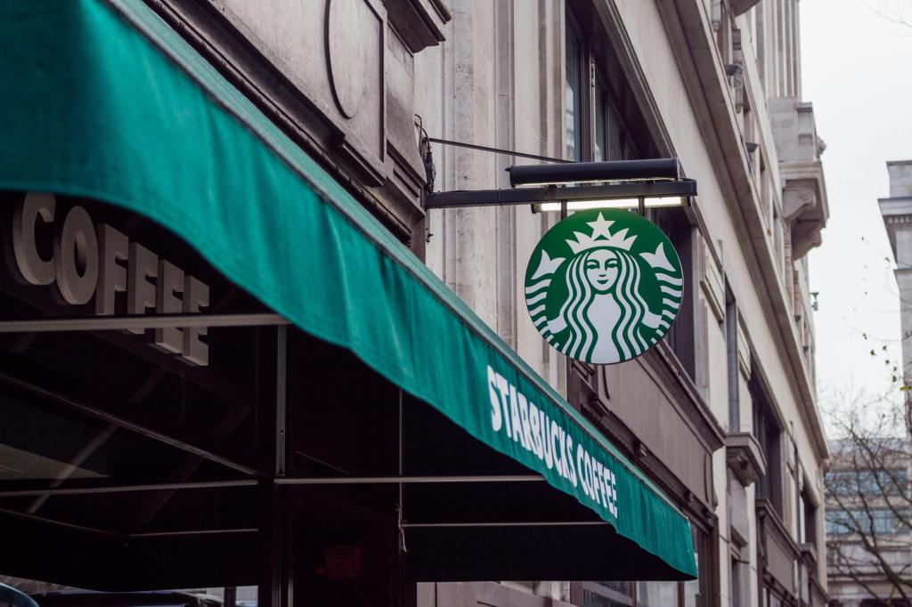 Starbucks Appoints Brian Niccol as New Chairman and CEO Amid Leadership&nbsp;Shake-Up